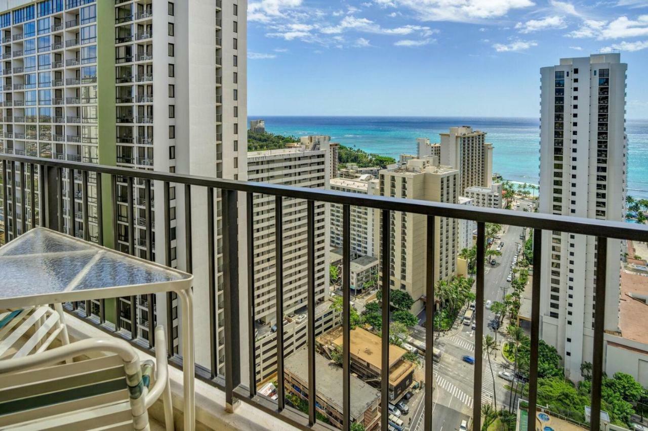 Waikiki Banyan By Koko Resortsホノルル エクステリア 写真